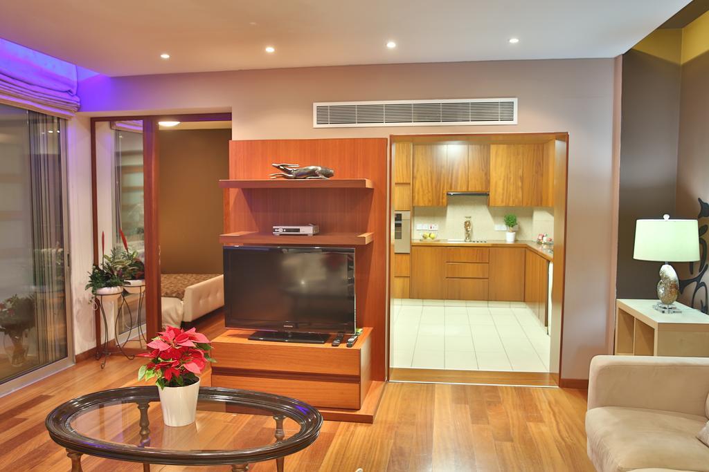 Sofouli Suites Nikosia Bagian luar foto